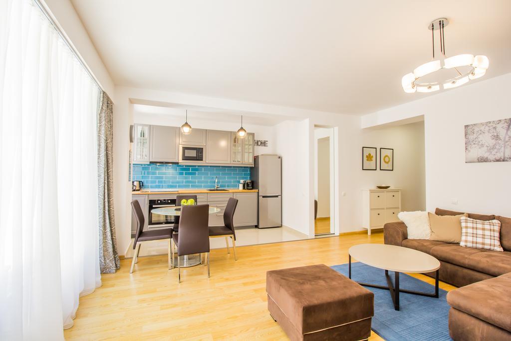 Seasons Mountain Suite Braşov Buitenkant foto
