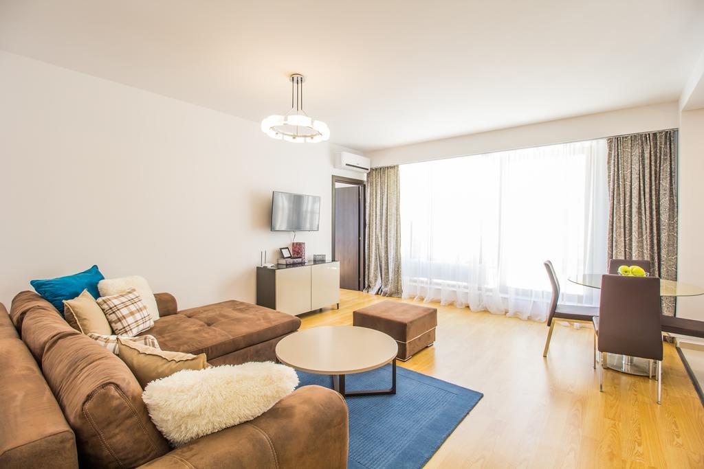 Seasons Mountain Suite Braşov Buitenkant foto