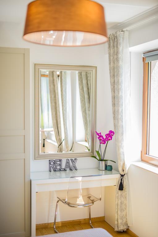 Seasons Mountain Suite Braşov Buitenkant foto