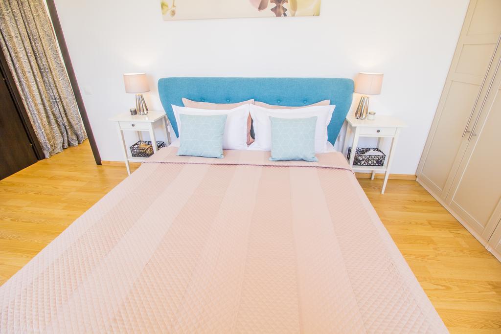 Seasons Mountain Suite Braşov Buitenkant foto